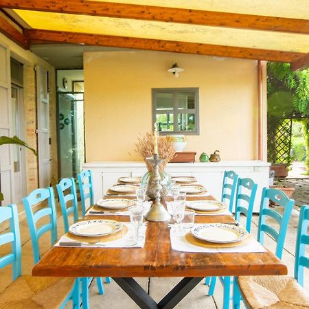 Grande Villa Storica Per Vacanze Con Giardino Privato E Piscina Ostra 외부 사진