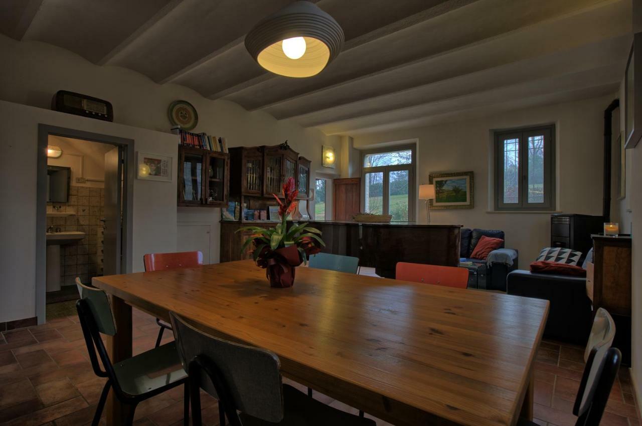 Grande Villa Storica Per Vacanze Con Giardino Privato E Piscina Ostra 외부 사진